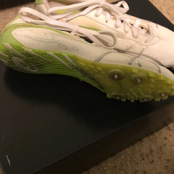 Track spikes - Picture 3 of 3